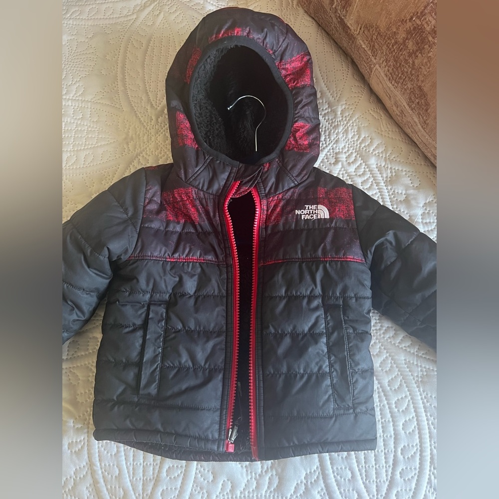 Size 3T Reversible North Face Jacket